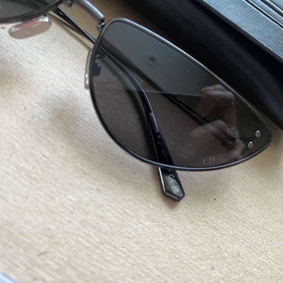 Dior Sunglasses. - Picture 2 of 6